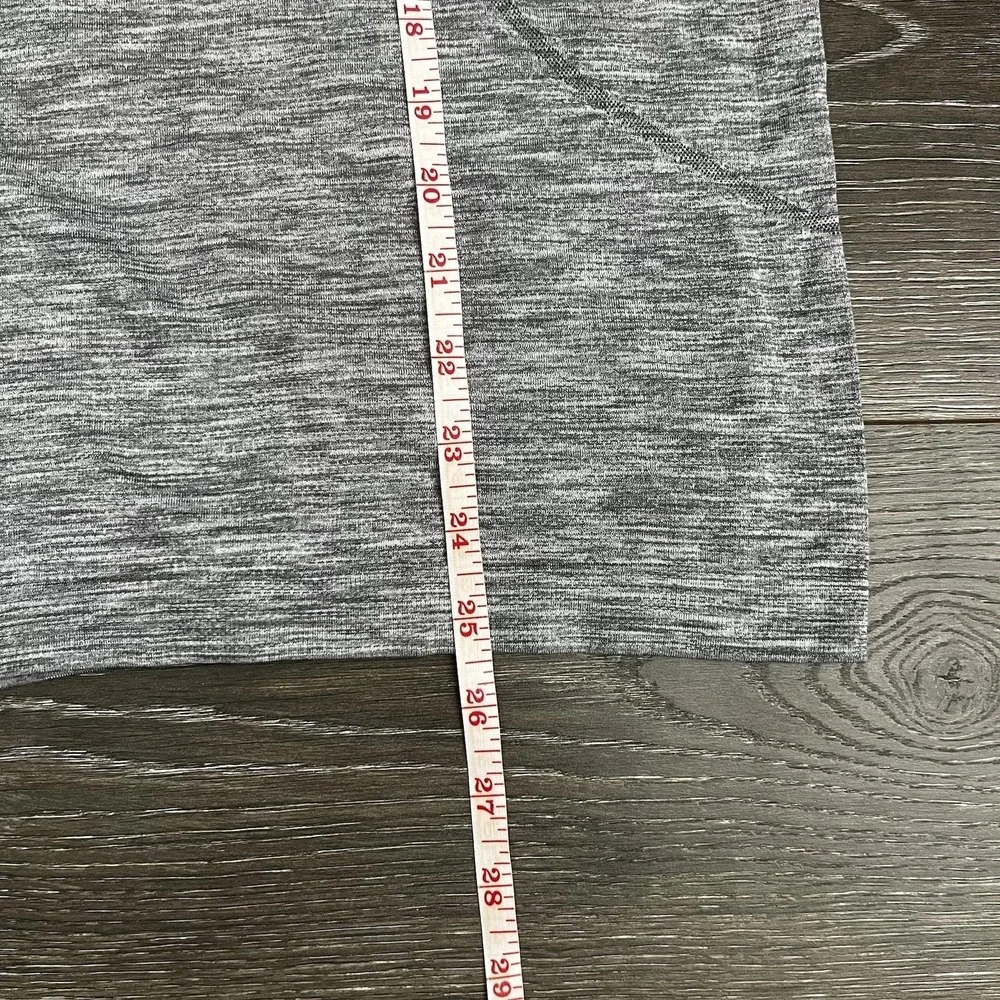 Lululemon Swiftly Tech Tank Top Size 6 Heather Gray‎ Racerback Athletic Work Out - Picture 7 of 7